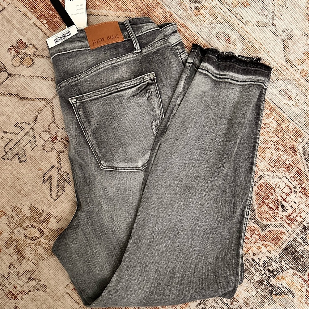 Judy Blue Women's Classic Black / Gray Straight Leg Jeans with Tummy Control Top